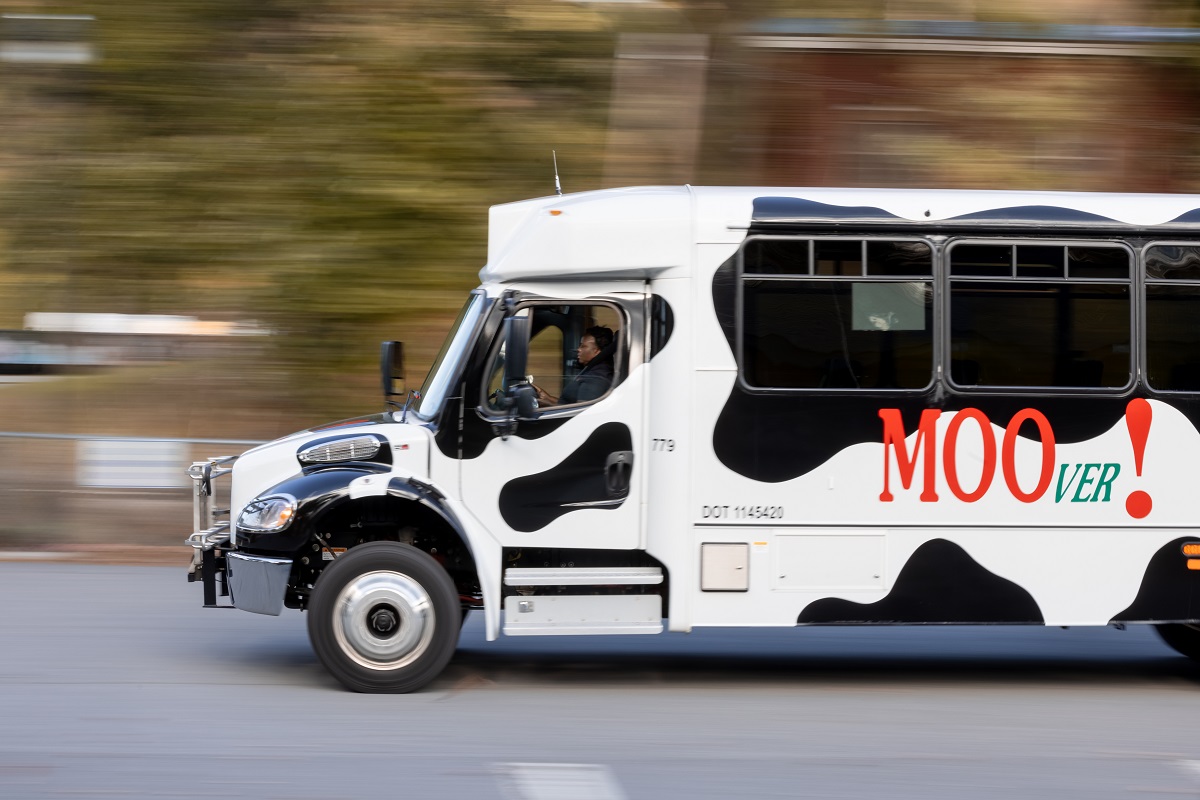 VTRANS PROVIDES MORE FUNDING FOR RECOVERY & JOBS ACCESS RIDES The Moover